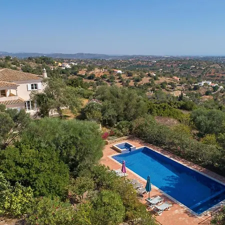 4 Bedrooms Villa With Sea View Private Pool And Enclosed Garden At Tunes 7 Km Away From The Beach *