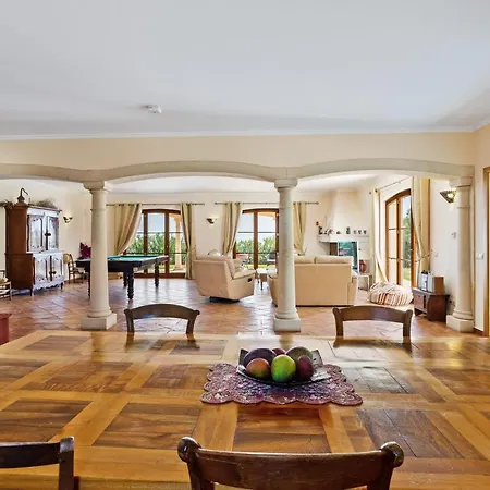 4 Bedrooms Villa With Sea View Private Pool And Enclosed Garden At Tunes 7 Km Away From The Beach *