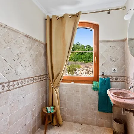 4 Bedrooms Villa With Sea View Private Pool And Enclosed Garden At Tunes 7 Km Away From The Beach *